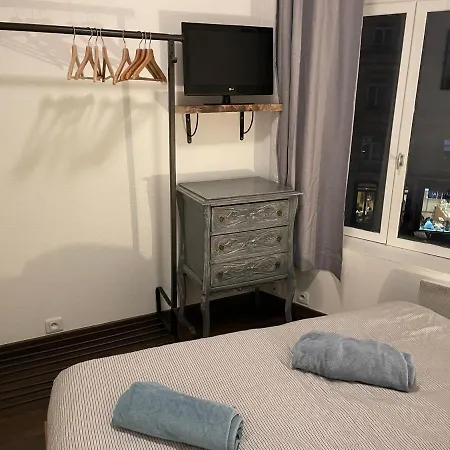 La Petite Place De La Porte De Gand Lejlighed Lille