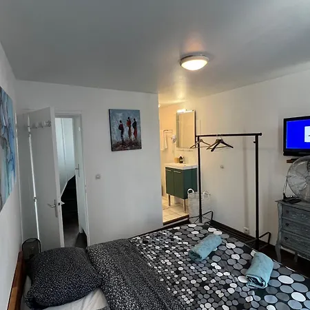 La Petite Place De La Porte De Gand Apartamento